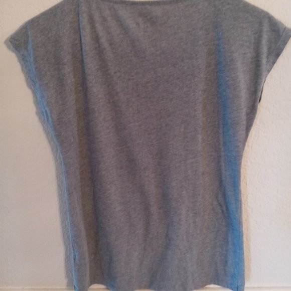 WALT DISNEY WORLD NWT STAR WARS DARTH VADER HELMET WOMENS KIDS GREY SHIRT SZ XS - Picture 4 of 4